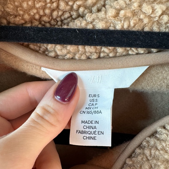 H&M Sherpa - Small - Picture 3 of 4